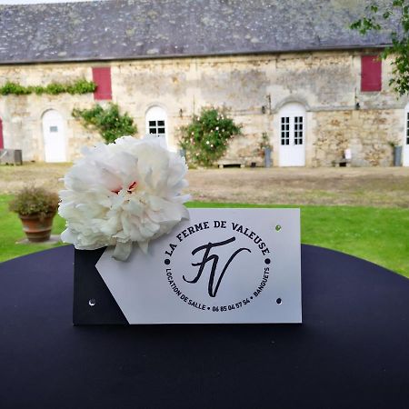 La Ferme De Valeuse Bed & Breakfast Morienval Exterior photo