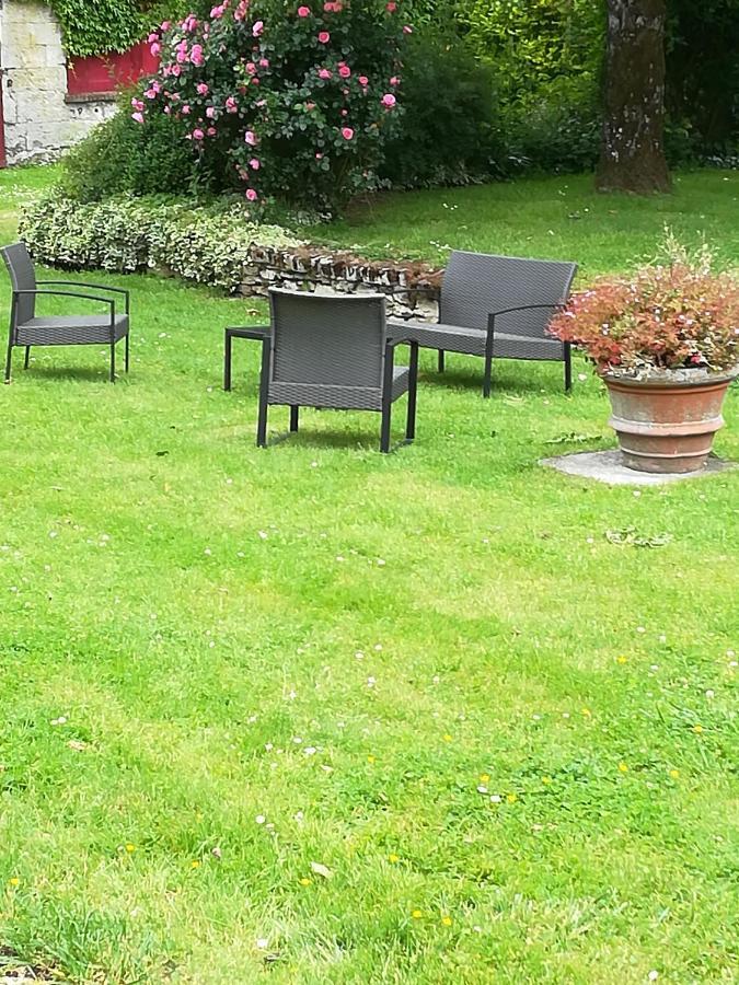 La Ferme De Valeuse Bed & Breakfast Morienval Exterior photo
