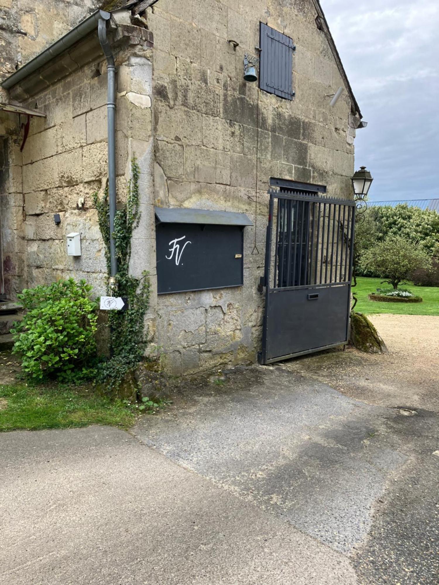 La Ferme De Valeuse Bed & Breakfast Morienval Exterior photo
